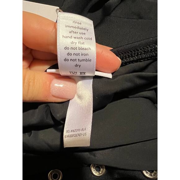 NWT Andie Women's The Malibu One Piece Snap Front Swimsuit Smooth Black Size 3XL - Picture 10 of 11